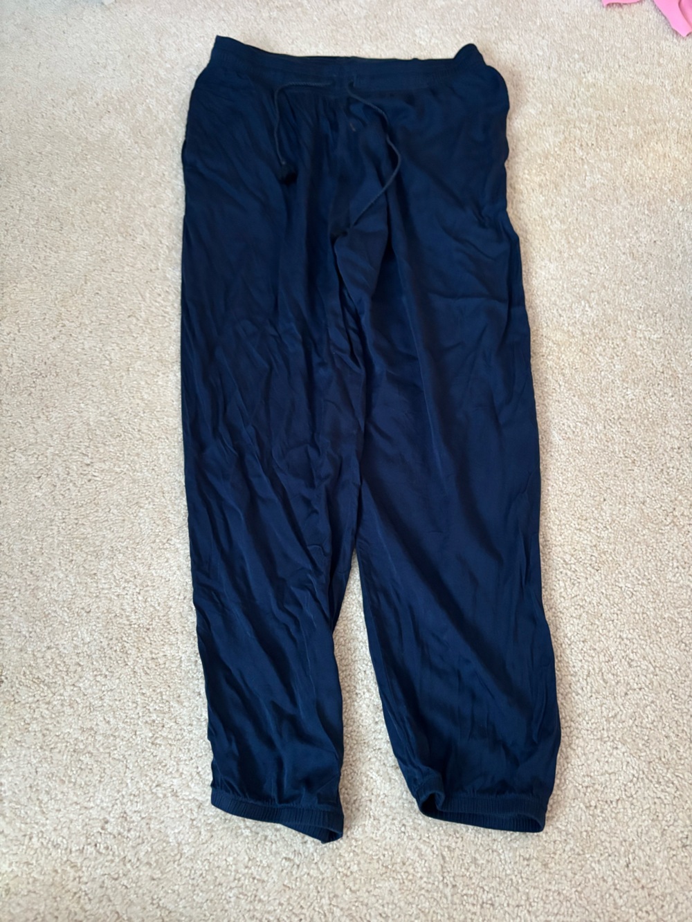 Uniqlo Women Navy Summer Casual Jogger Pants‎ Medium